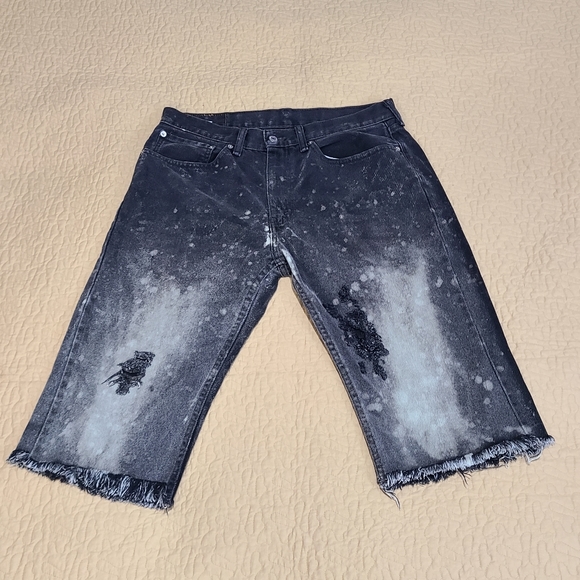 Levi's distressed 505 jean shorts size 34 - Picture 5 of 10